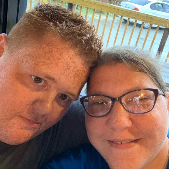 Meet your Posher, Whitney - Picture 1 of 1